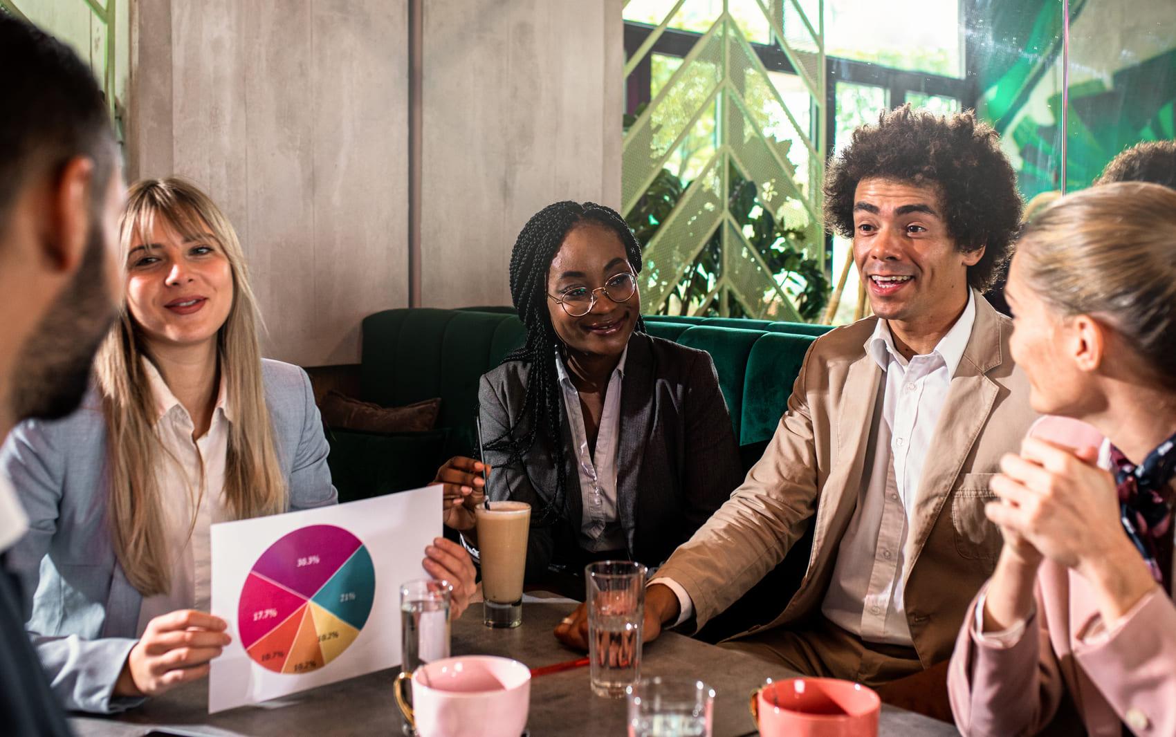 Enaholar: Anticipando la partida del cliente con IA avanzada.